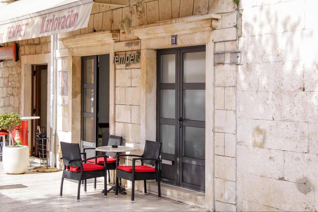 Promenade Apartment