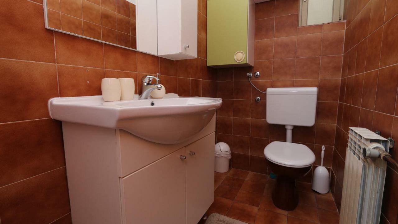 Promenade Apartment